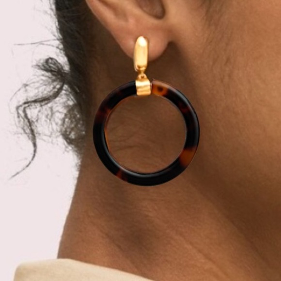 FREE w/purchase Kate Spade Botanical Garden Tortoiseshell Resin
Hoop Earrings - Picture 5 of 15